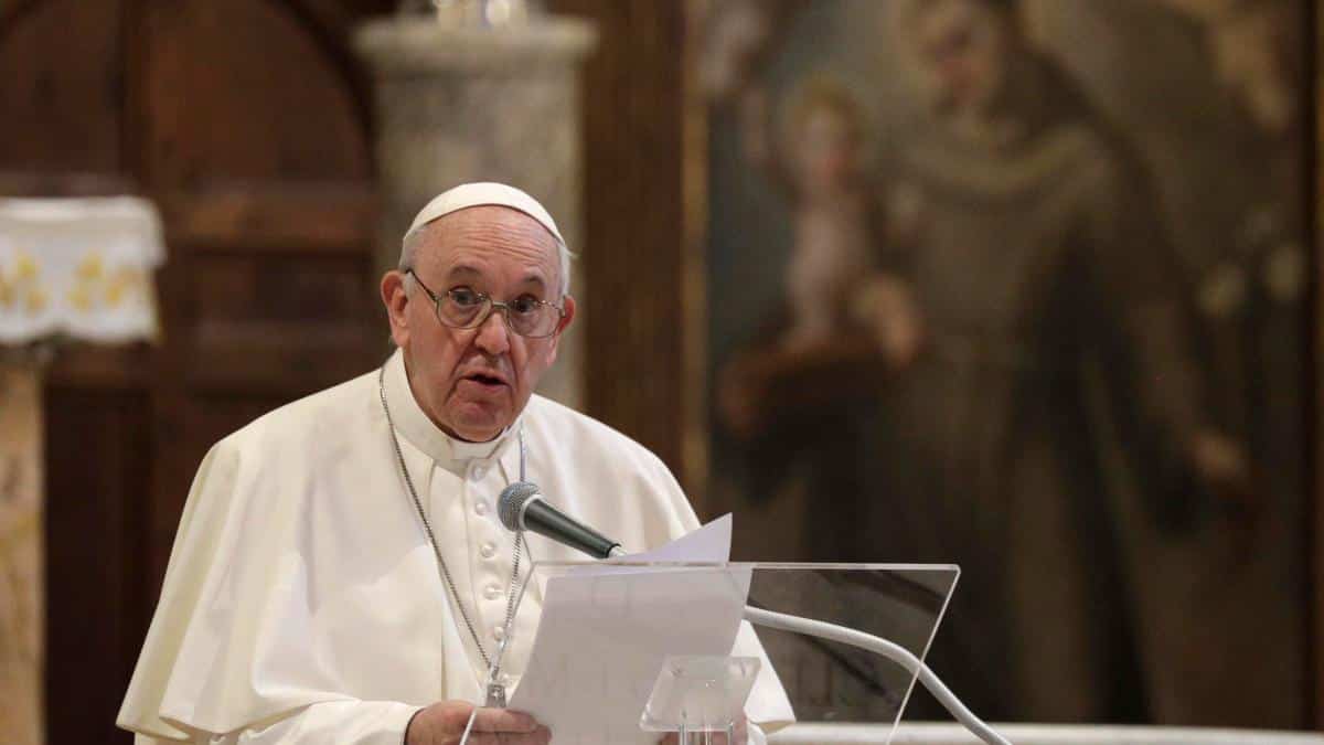 Pope Francis II wants more rights for homosexuals