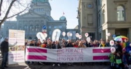 El Parlamento suizo autoriza por fin el matrimonio para todos
